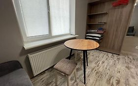 Смарт-квартира біля озера